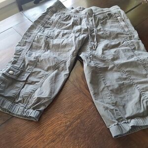 LORNA JANE-LIFE CARGO CAPRIS/B2A